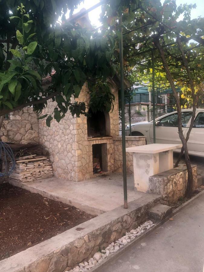 Apartman Dukic Okrug Gornji Exterior photo